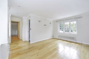 Photo 16- click for photo gallery